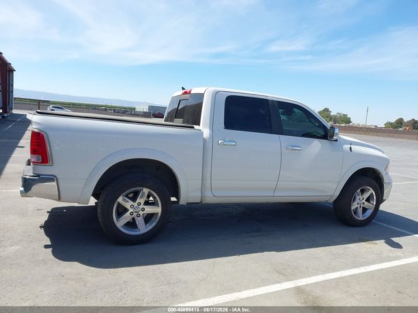 2017 RAM 1500 LARAMIE  4X4 5'7 BOX