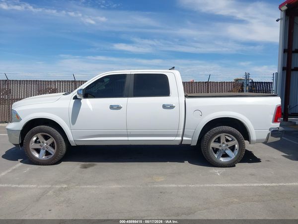 2017 RAM 1500 LARAMIE  4X4 5'7 BOX