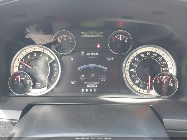2017 RAM 1500 LARAMIE  4X4 5'7 BOX