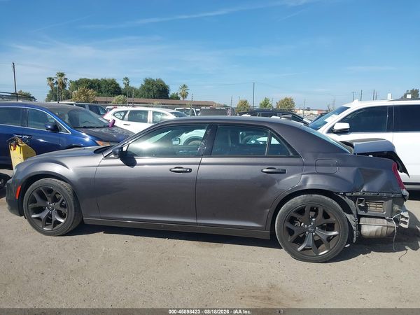 2021 CHRYSLER 300