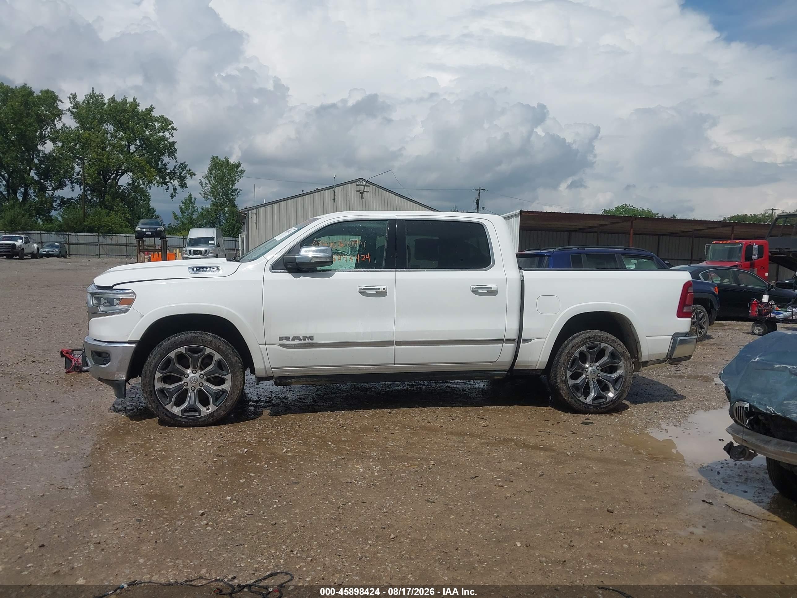 2020 RAM 1500 LIMITED  4X4 5'7 BOX
