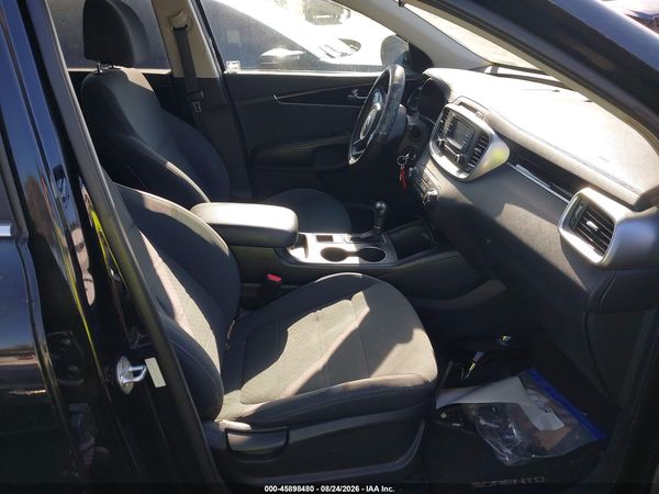 2017 KIA SORENTO 2.4L LX