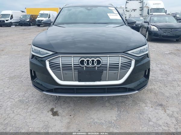 2022 AUDI E-TRON PREMIUM PLUS QUATTRO