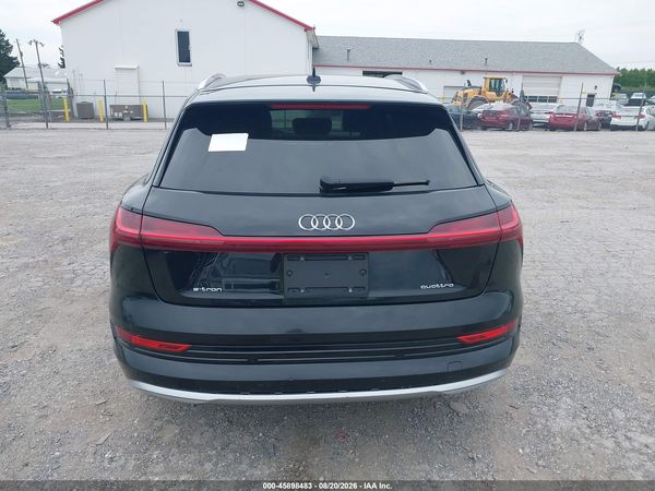 2022 AUDI E-TRON PREMIUM PLUS QUATTRO