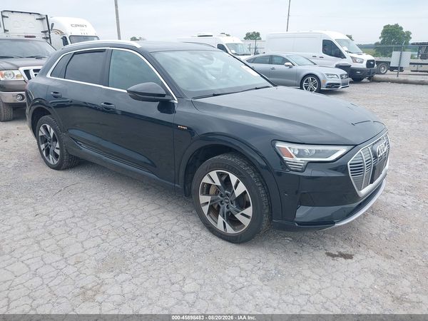 2022 AUDI E-TRON PREMIUM PLUS QUATTRO