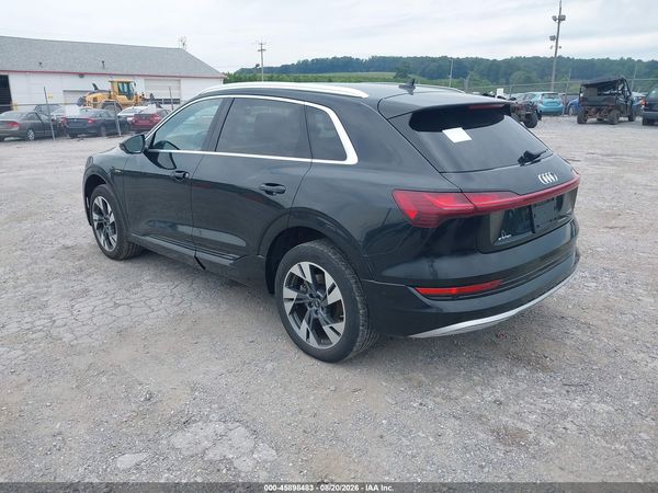 2022 AUDI E-TRON PREMIUM PLUS QUATTRO