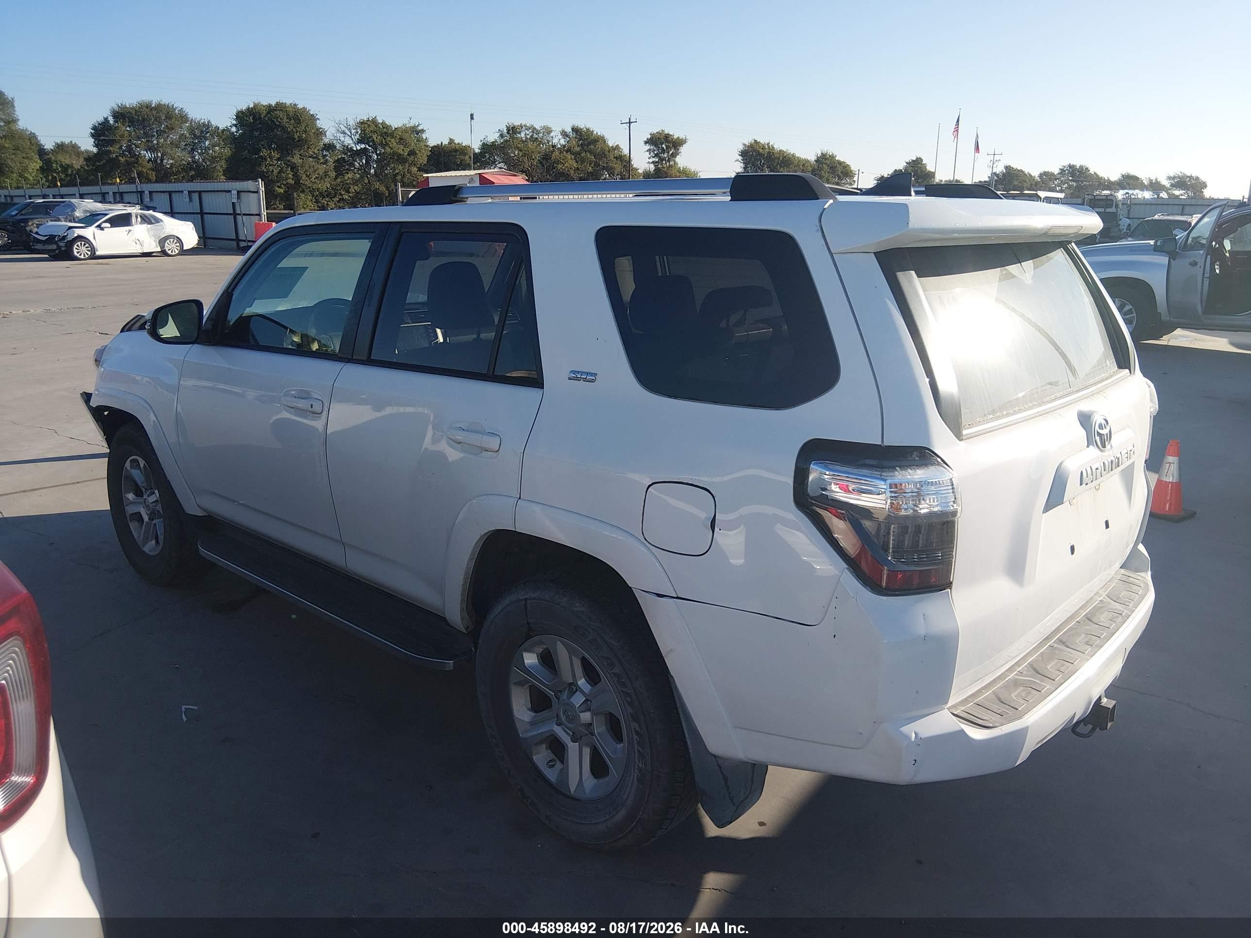 2022 TOYOTA 4RUNNER SR5 PREMIUM