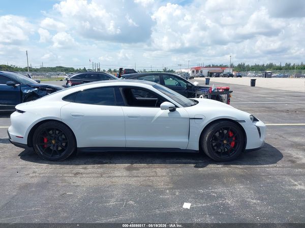 2022 PORSCHE TAYCAN GTS