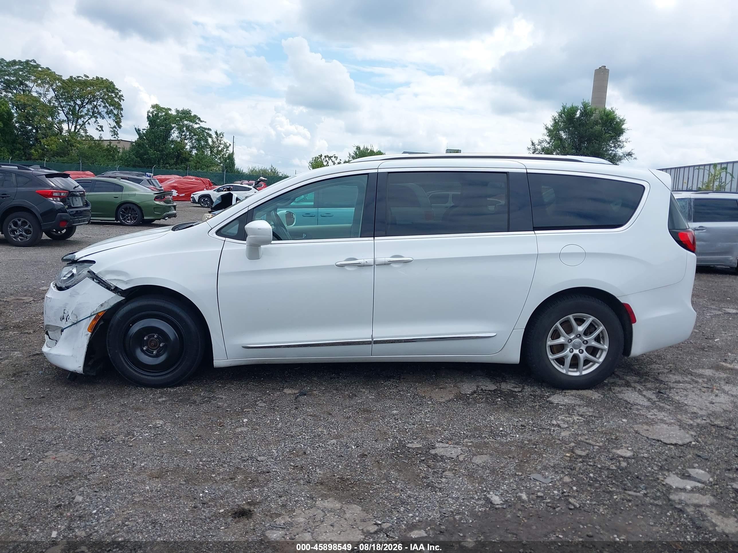 2020 CHRYSLER PACIFICA TOURING L