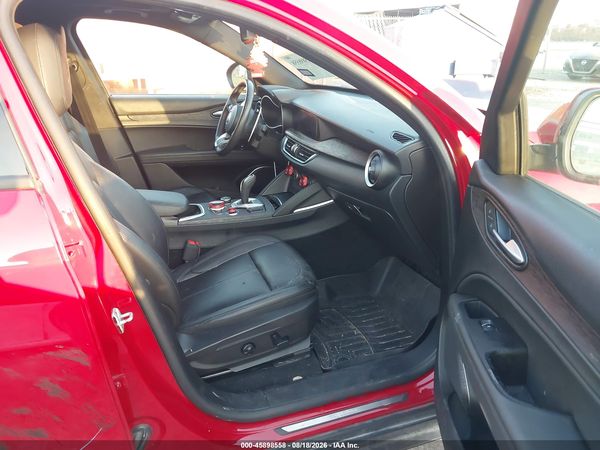 2022 ALFA ROMEO STELVIO SPRINT AWD