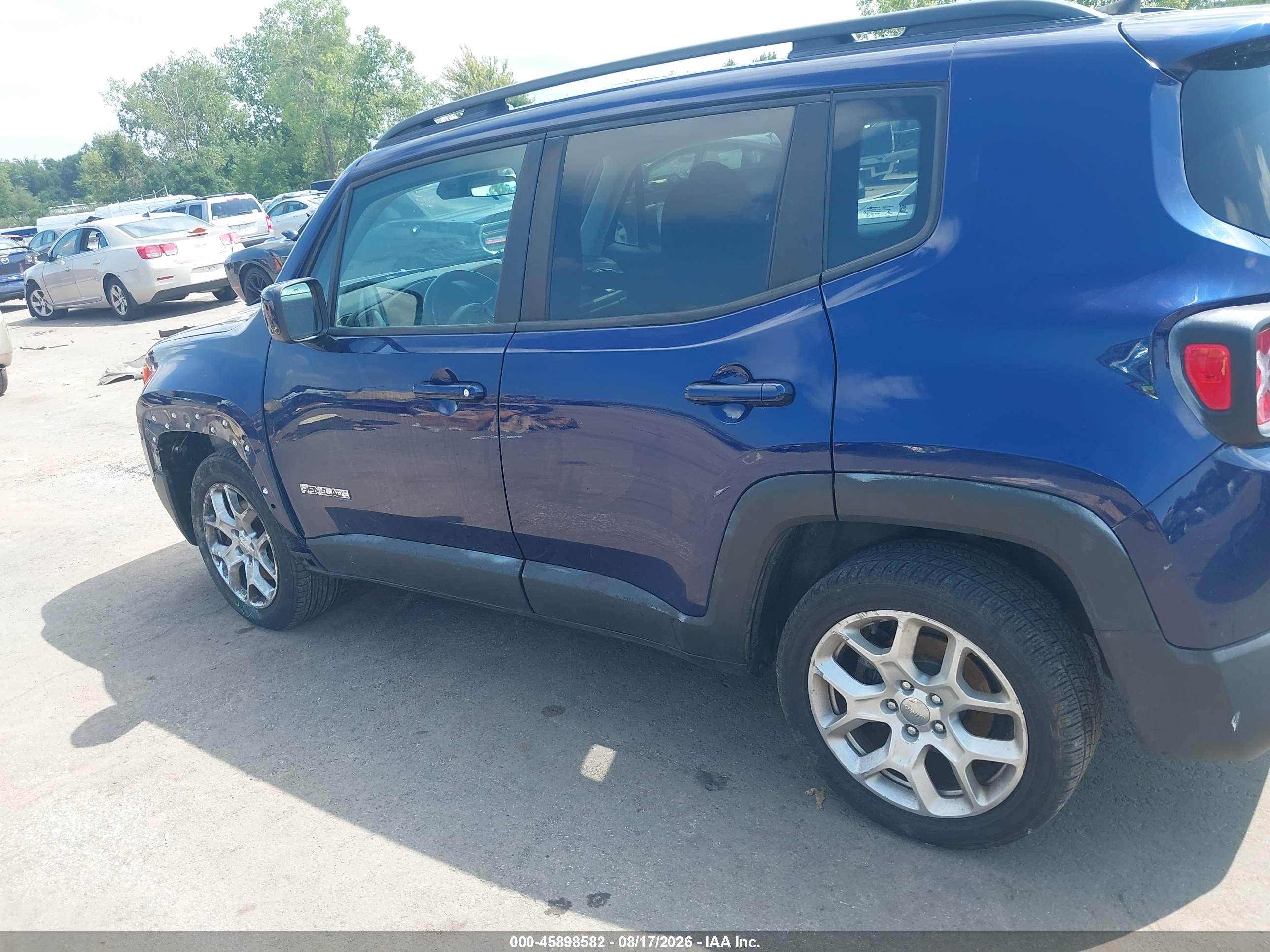 2018 JEEP RENEGADE LATITUDE FWD