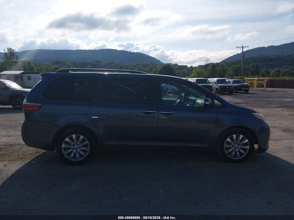 2015 TOYOTA SIENNA