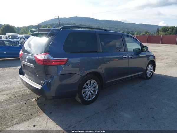 2015 TOYOTA SIENNA