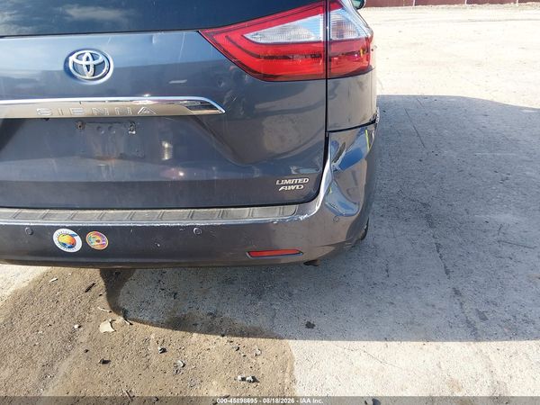 2015 TOYOTA SIENNA