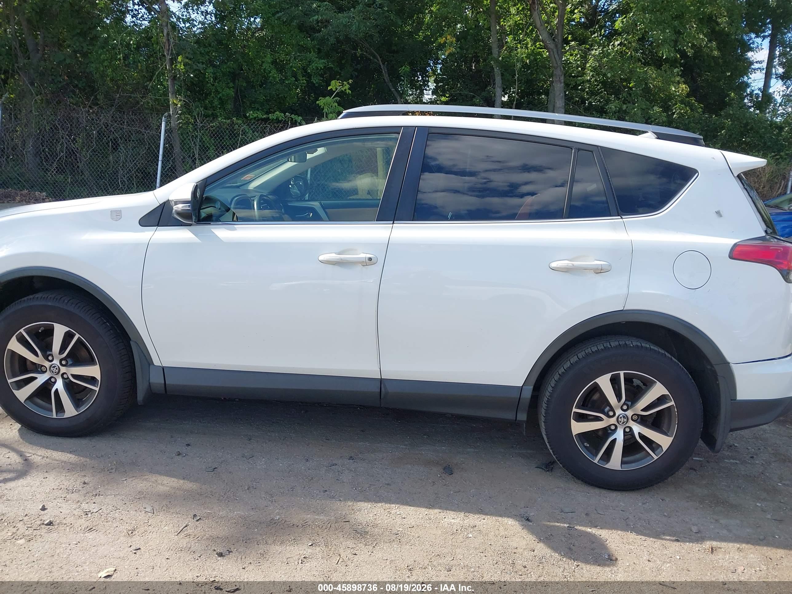 2018 TOYOTA RAV4 XLE