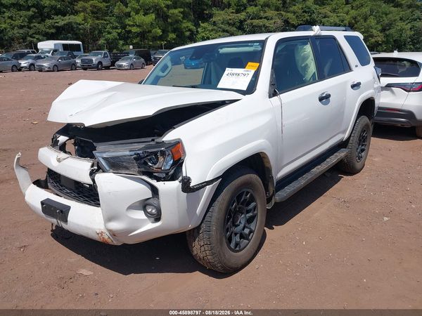2021 TOYOTA 4RUNNER — I2