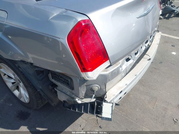 2015 CHRYSLER 300 LIMITED — I6