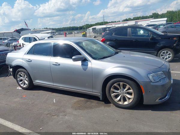 2015 CHRYSLER 300 LIMITED — I116