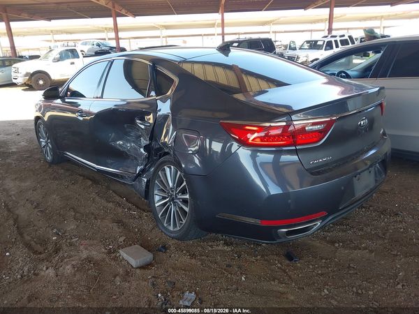2017 KIA CADENZA PREMIUM