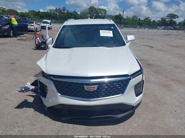 2025 CADILLAC XT4 FWD PREMIUM LUXURY