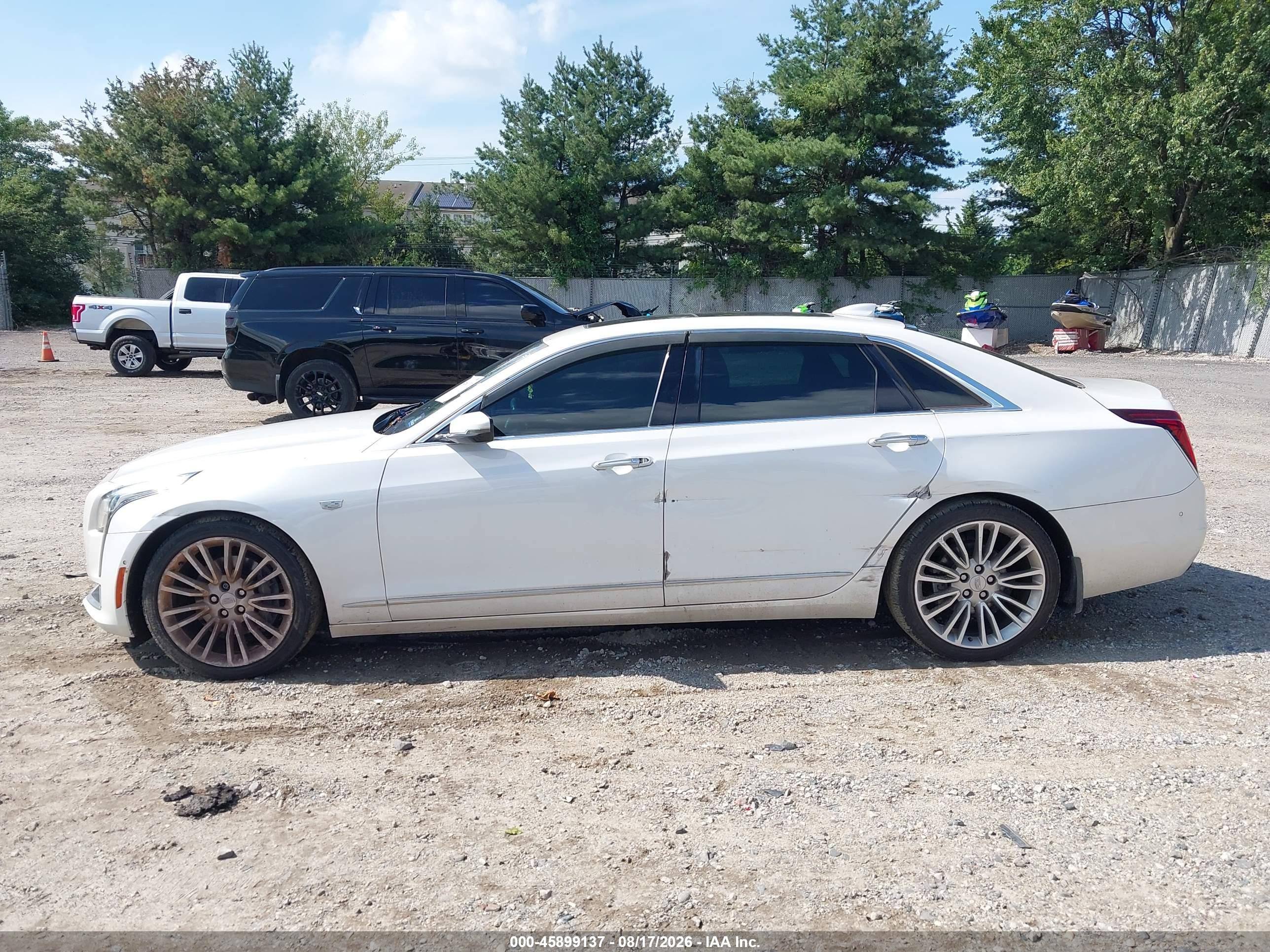 2017 CADILLAC CT6 LUXURY