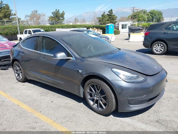 2018 TESLA MODEL 3 LONG RANGE/PERFORMANCE