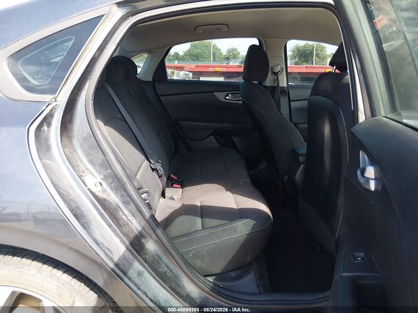 2019 KIA FORTE LXS — I8