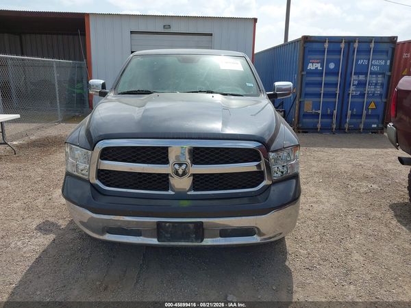 2017 RAM 1500 SLT  4X2 6'4 BOX