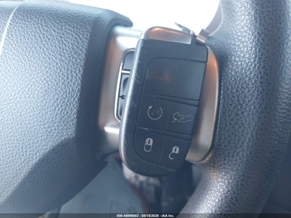 2014 DODGE CHARGER SE