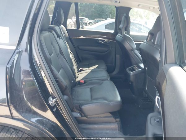2016 VOLVO XC90 T6 MOMENTUM
