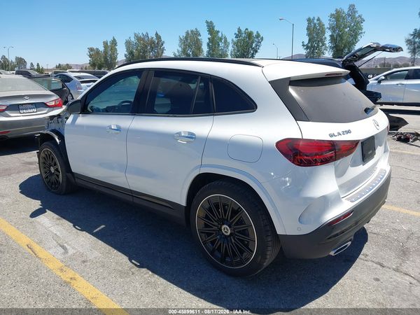 2025 MERCEDES-BENZ GLA 250 4MATIC