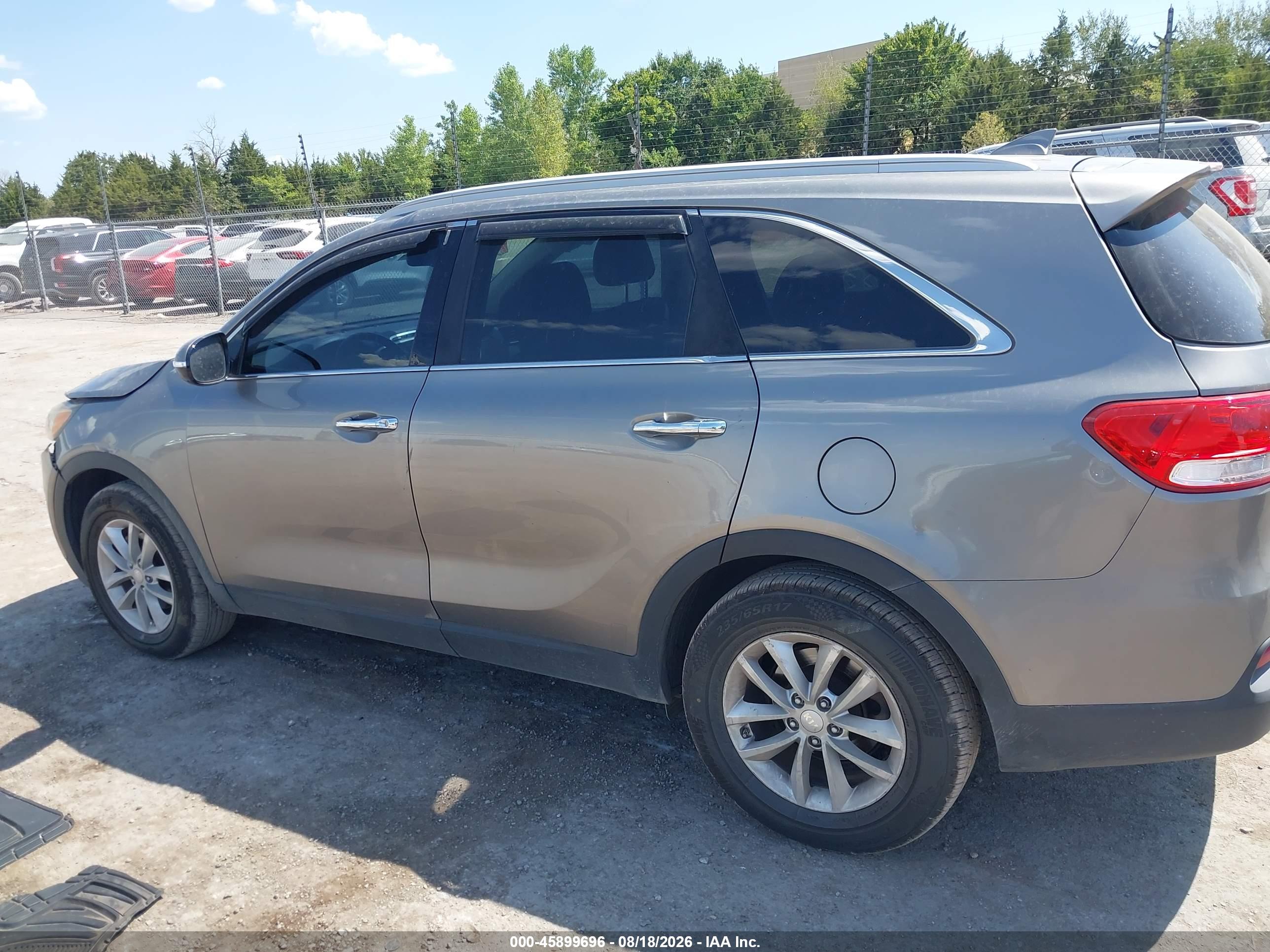 2016 KIA SORENTO 2.4L LX