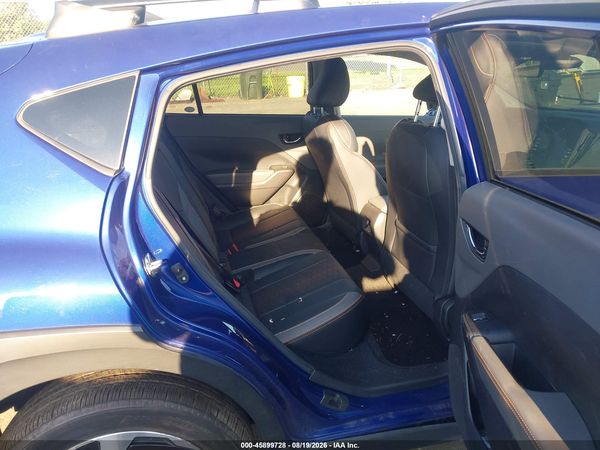 2024 SUBARU CROSSTREK LIMITED — I8