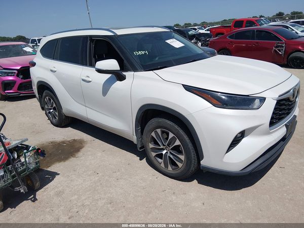 2021 TOYOTA HIGHLANDER XLE