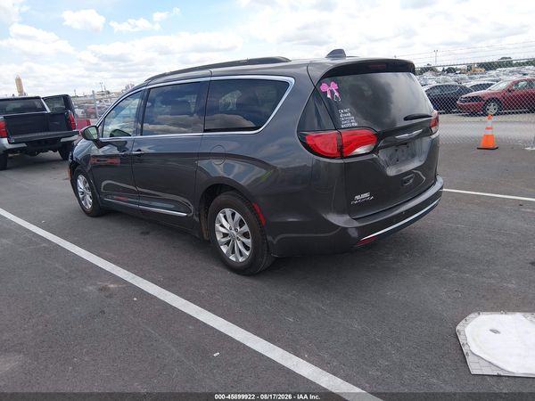 2017 CHRYSLER PACIFICA TOURING-L — I3