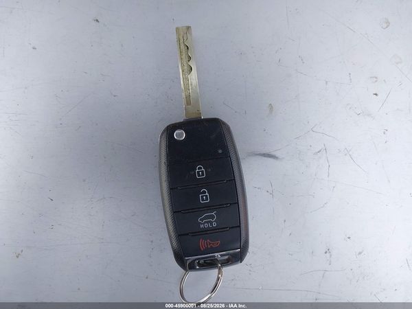 2017 KIA SORENTO 2.4L LX