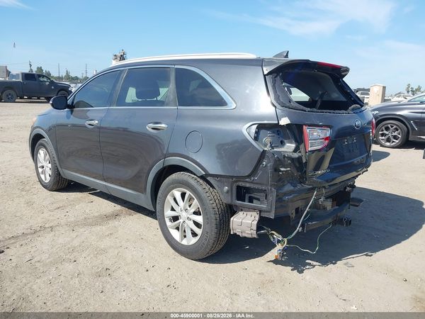 2017 KIA SORENTO 2.4L LX