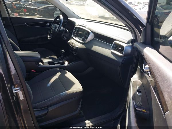 2017 KIA SORENTO 2.4L LX