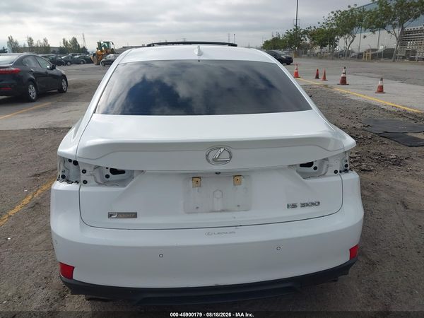 2019 LEXUS IS 300