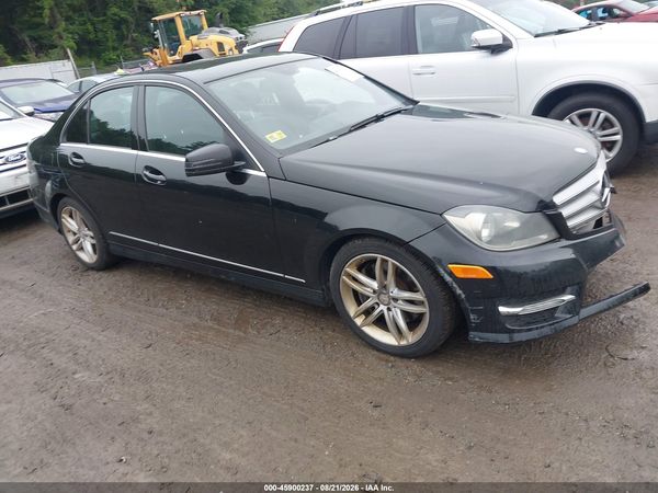 2013 MERCEDES-BENZ C 300 SPORT 4MATIC — I1