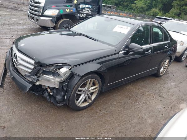 2013 MERCEDES-BENZ C 300 SPORT 4MATIC — I2