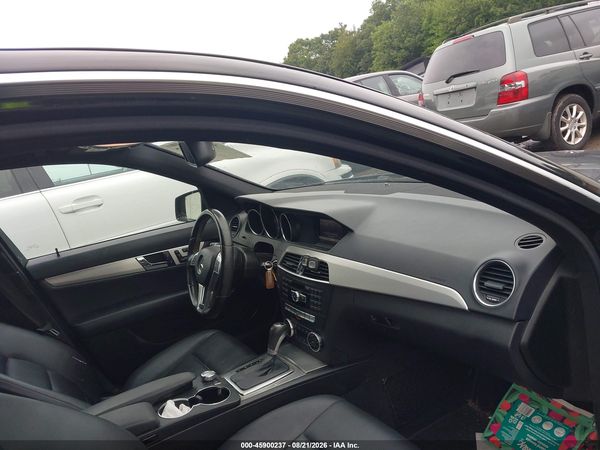 2013 MERCEDES-BENZ C 300 SPORT 4MATIC — I5