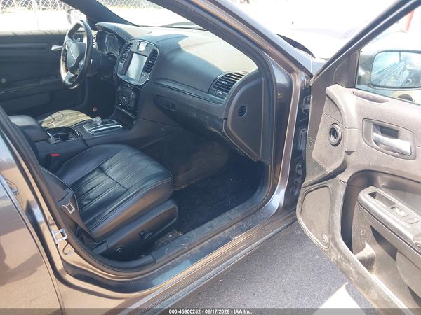 2016 CHRYSLER 300 300S — I5