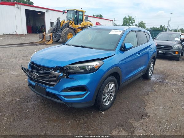 2016 HYUNDAI TUCSON SE