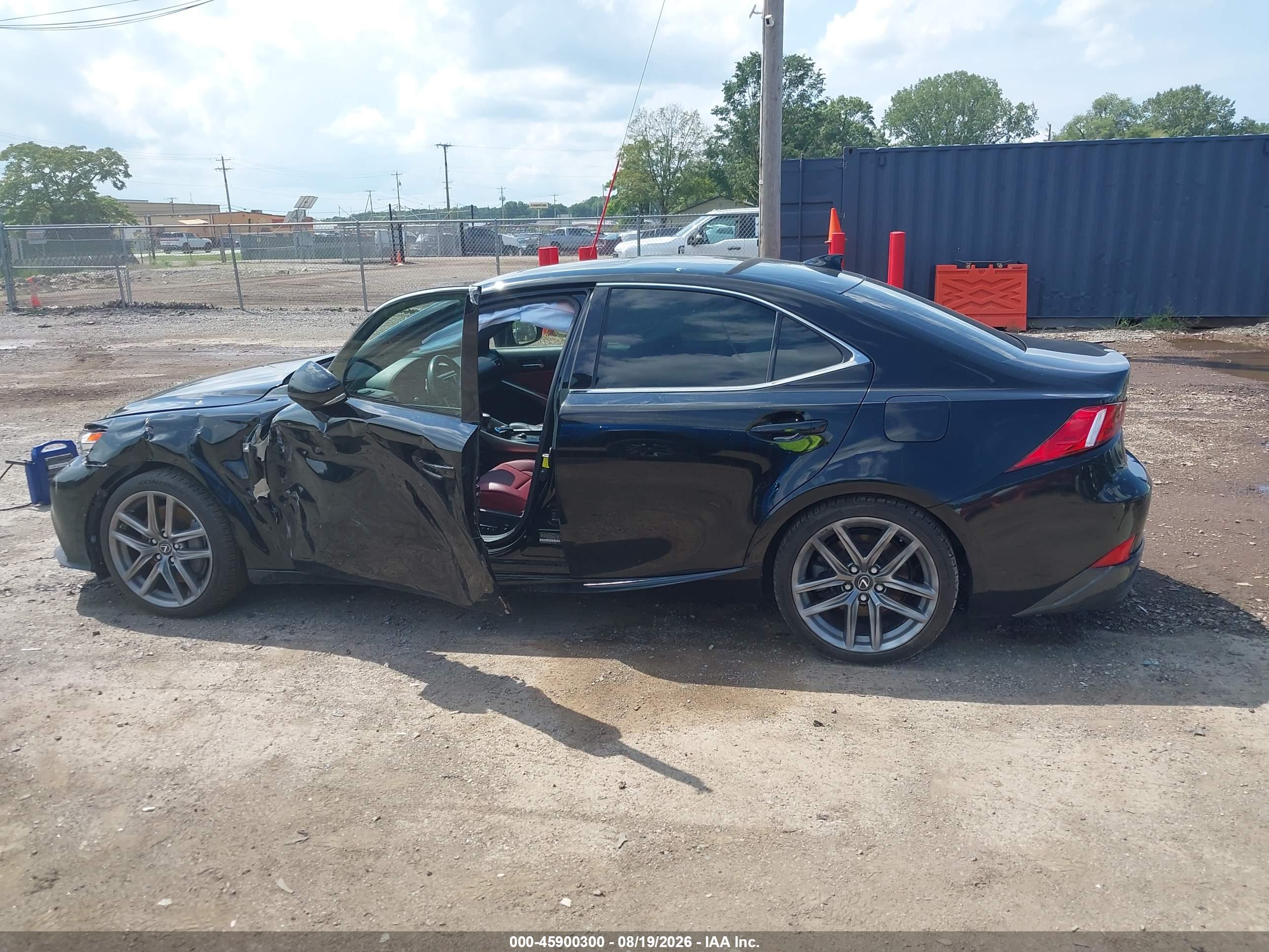 2016 LEXUS IS 300