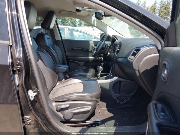2019 JEEP COMPASS LATITUDE FWD