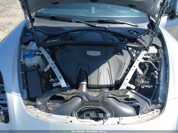 2017 PORSCHE PANAMERA 4