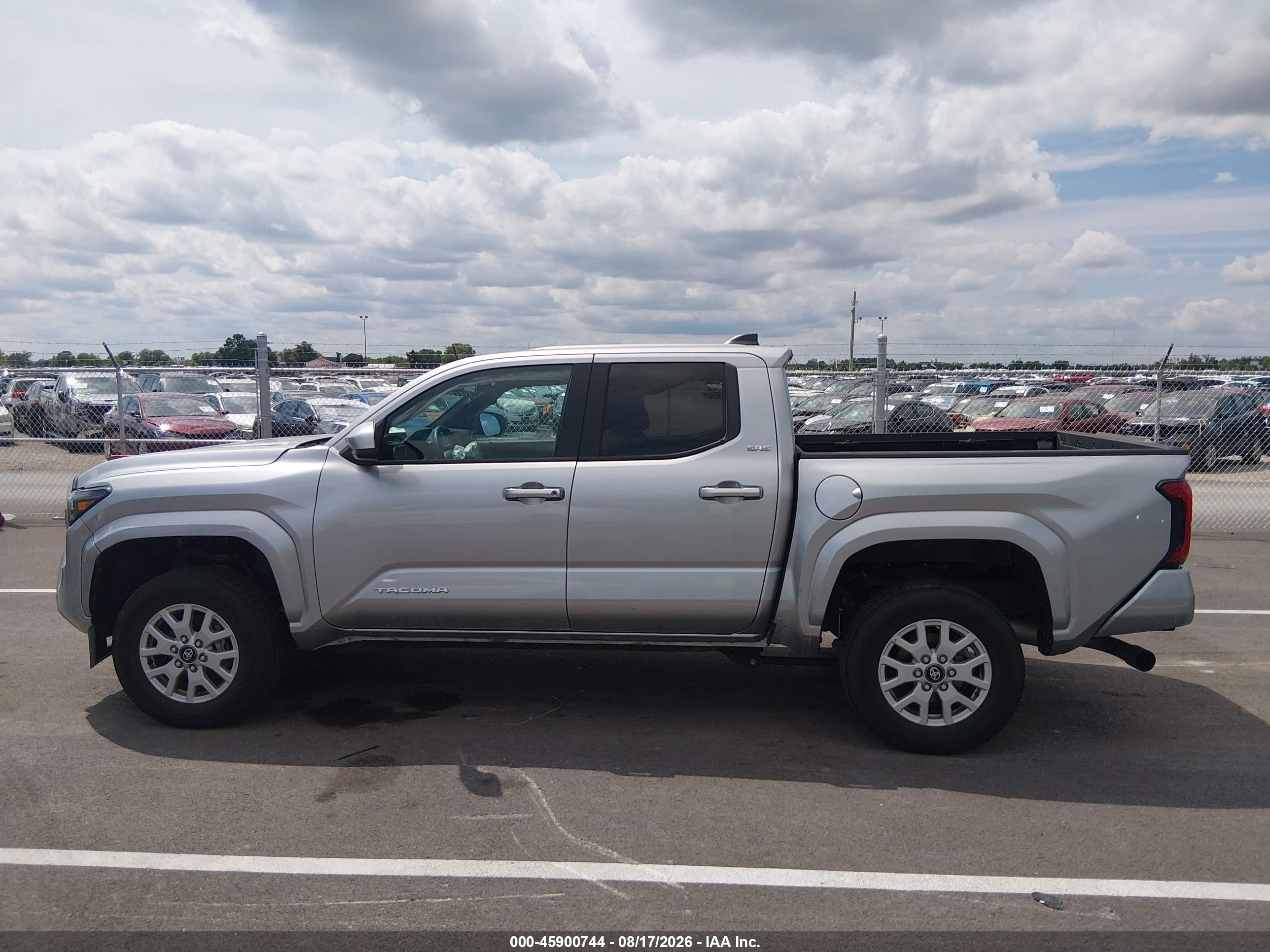 2024 TOYOTA TACOMA SR5