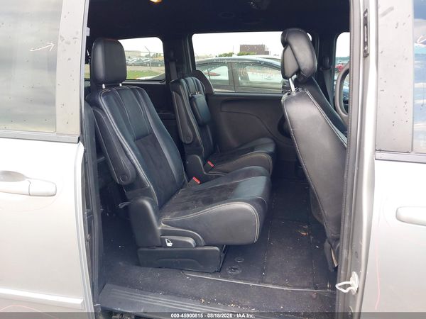 2017 DODGE GRAND CARAVAN SXT — I8