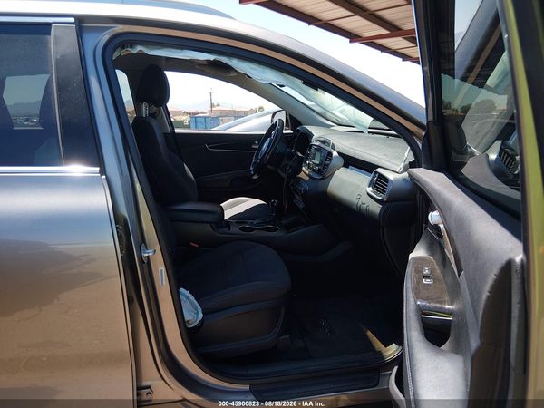 2016 KIA SORENTO 2.4L LX
